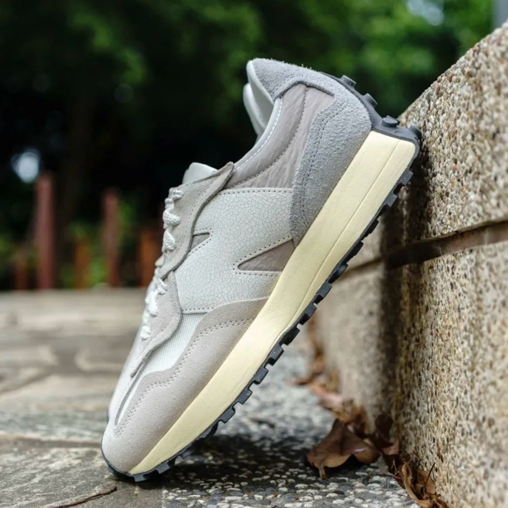 New Balance 327 Grey Sea Salt Raincloud Sneakers - Picture 10 of 16